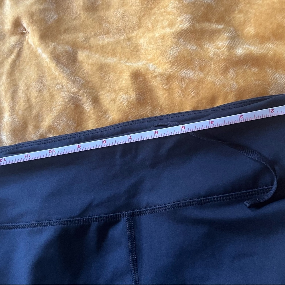 Dark gray Nike dry fit Shorts - Picture 11 of 12